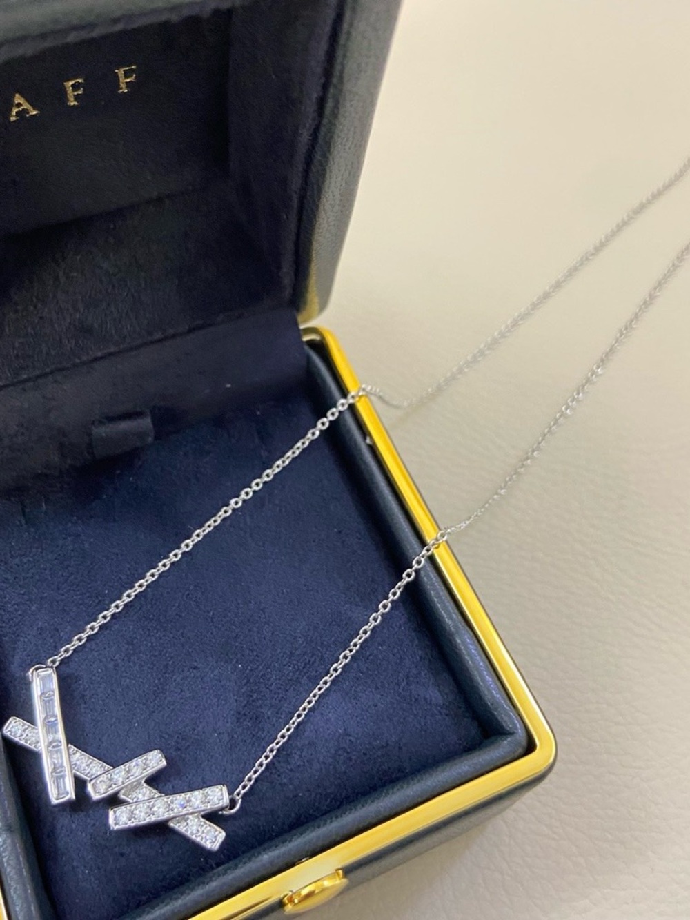 Silver Diamond Zigzag Pendant Necklace - Silver